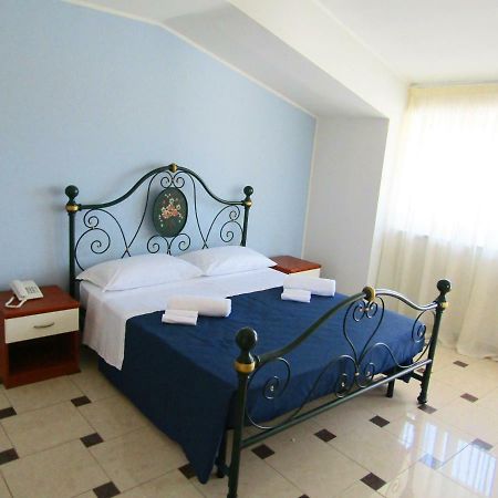 Grand Hostel Calabria Pietrapaola Exterior photo