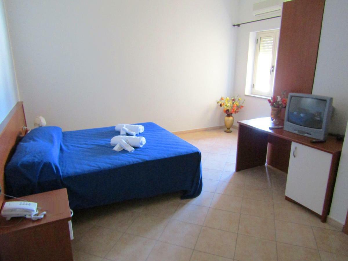 Grand Hostel Calabria Pietrapaola Exterior photo